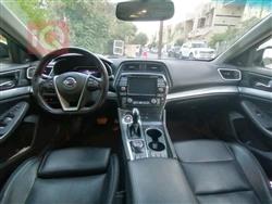 نيسان ماكسيما